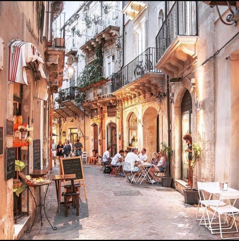 Cavour 45 - Ortigia Apartments Συρακούσες Εξωτερικό φωτογραφία